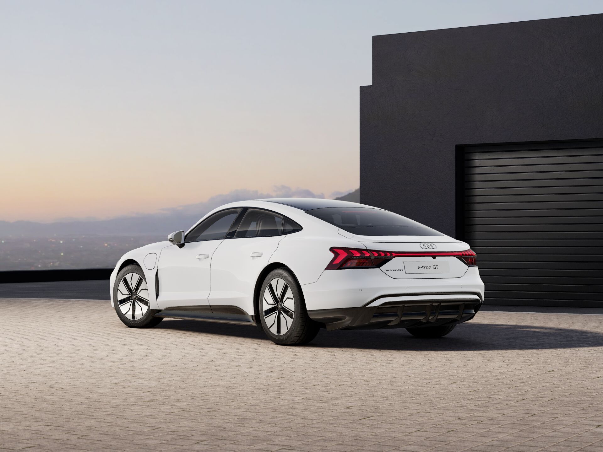 e-tron GT quattro EXTERIOR-REAR-3-4