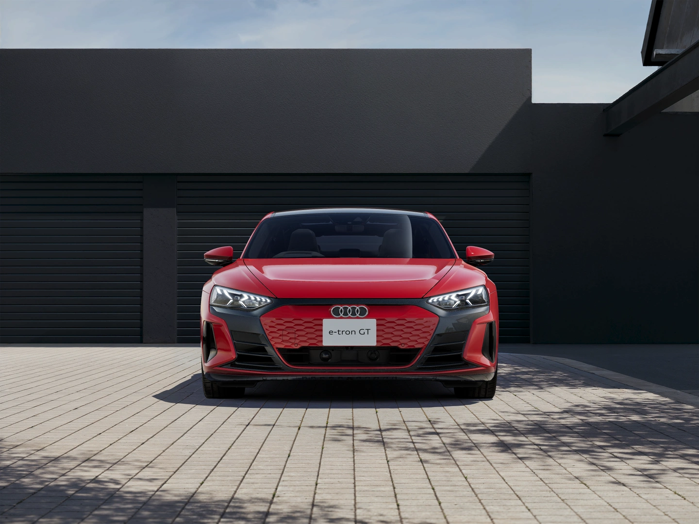 Audi e-tron GT e-tron GT quattro kW フロントビュー