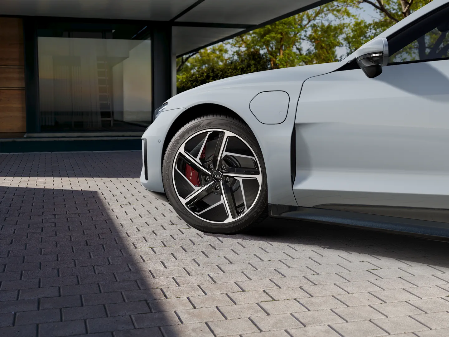 Image about Audi e-tron GT e-tron GT quattro kW