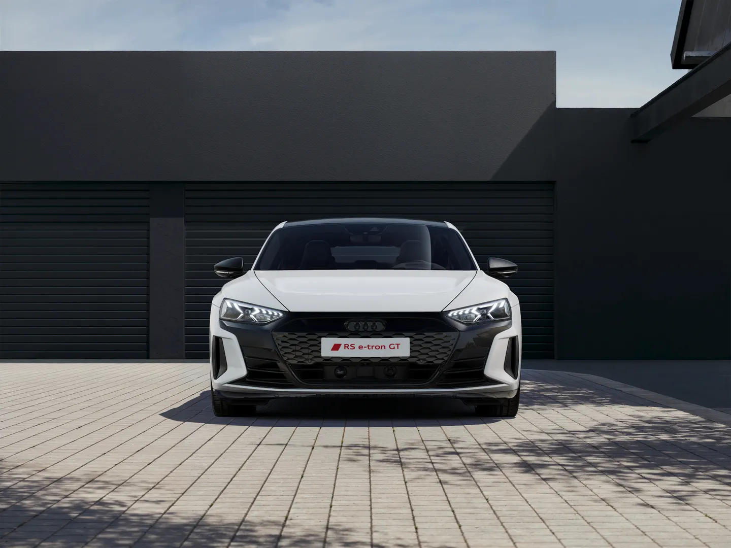 Image about Audi RS e-tron GT !! F83RH7 0 ( )