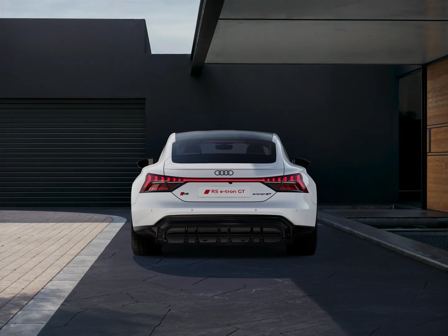 Image about Audi RS e-tron GT !! F83RH7 0 ( )