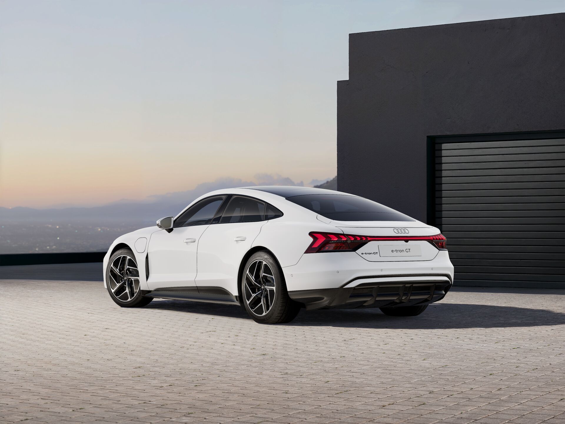 Nouvelle e-tron GT quattro EXTERIOR-REAR-3-4