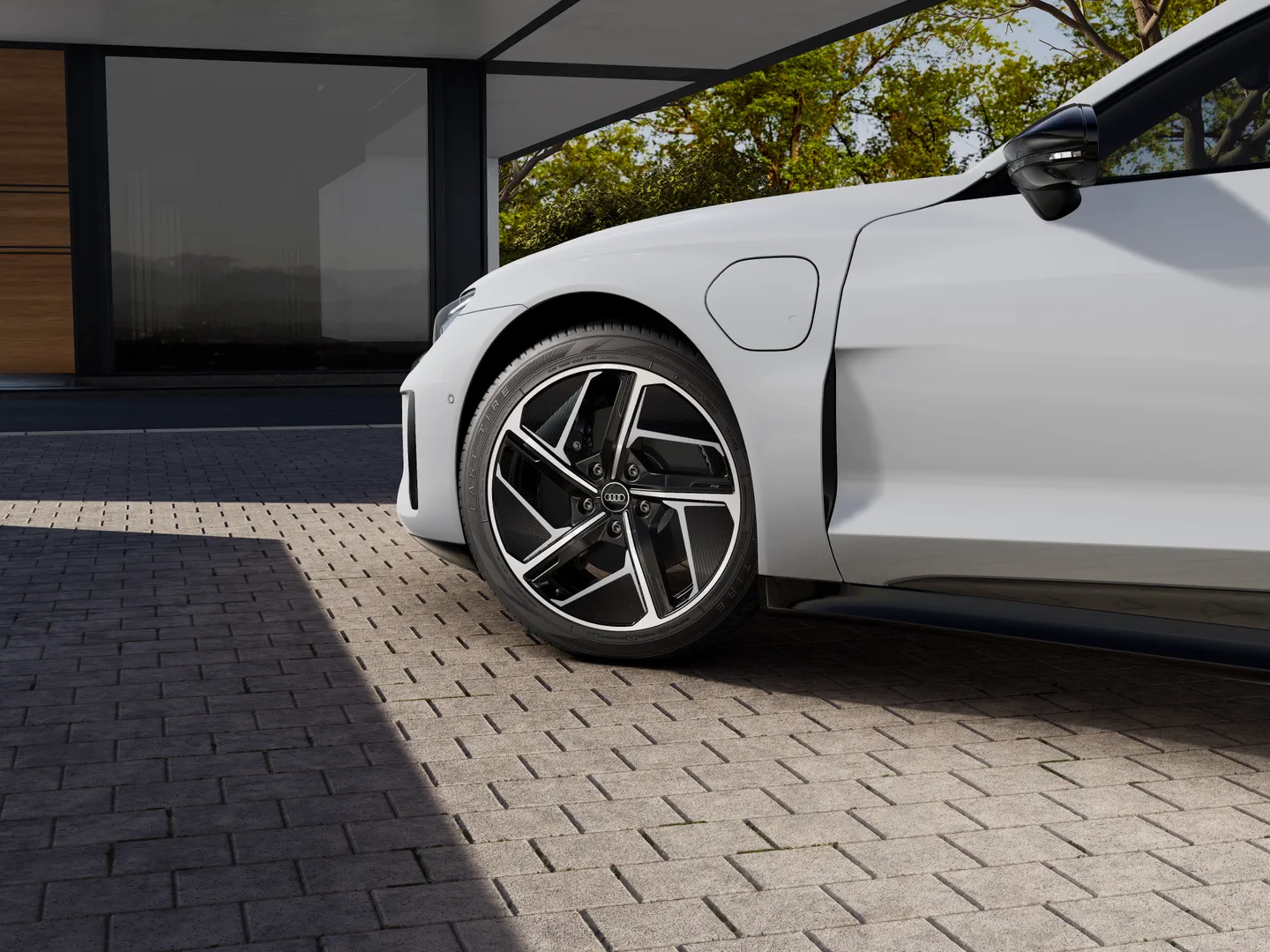 Image about Audi e-tron GT e-tron GT quattro 350,00 kW