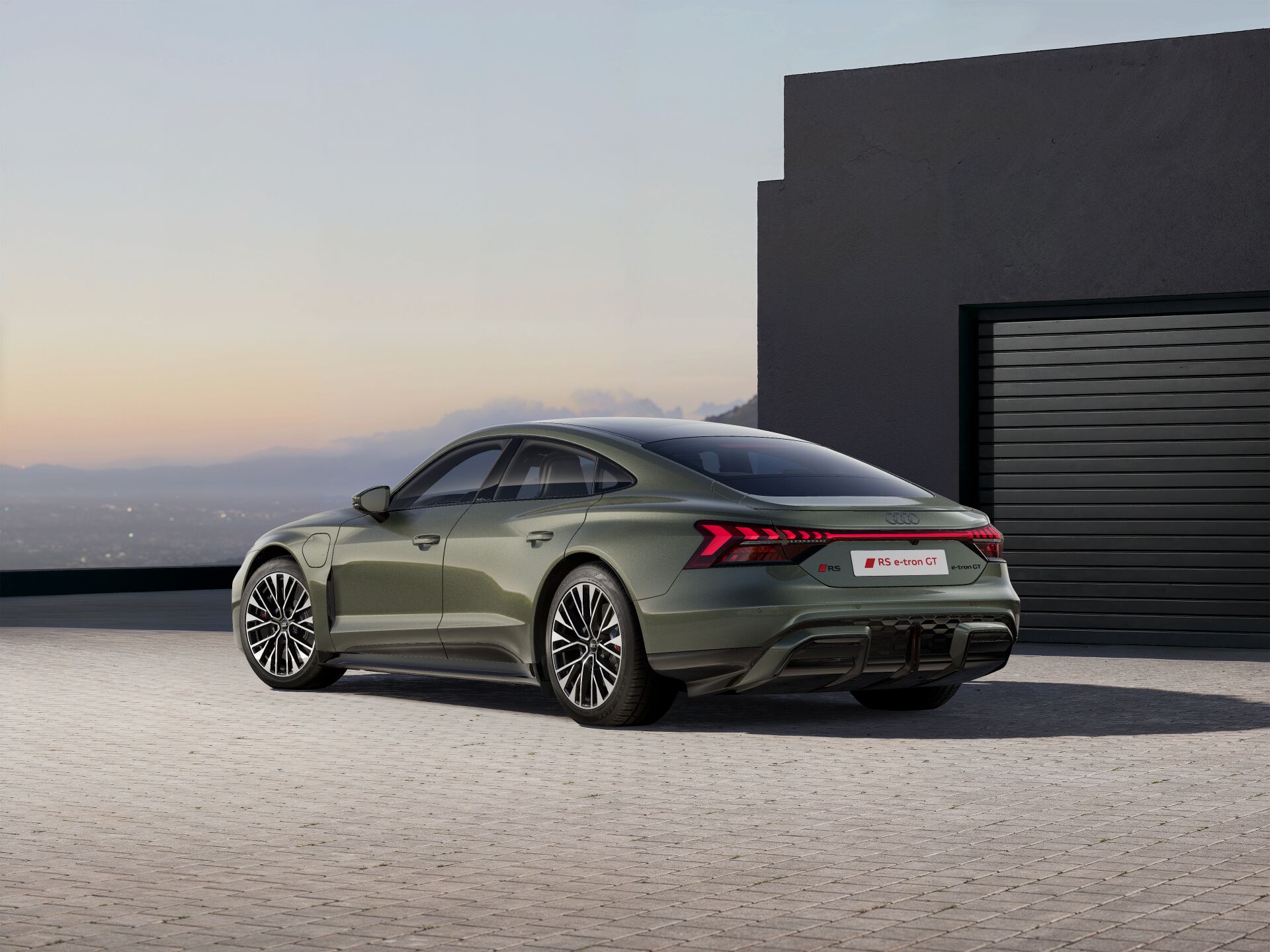Audi RS e-tron GT performance