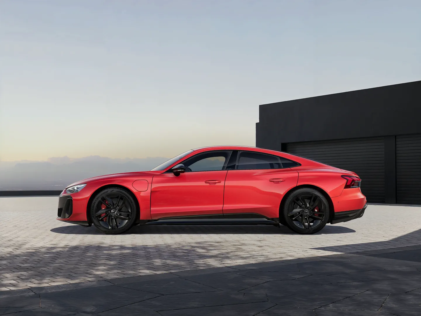 Zdjęcie Audi S e-tron GT S e-tron GT 435,00 kW – Ujęcie: bok