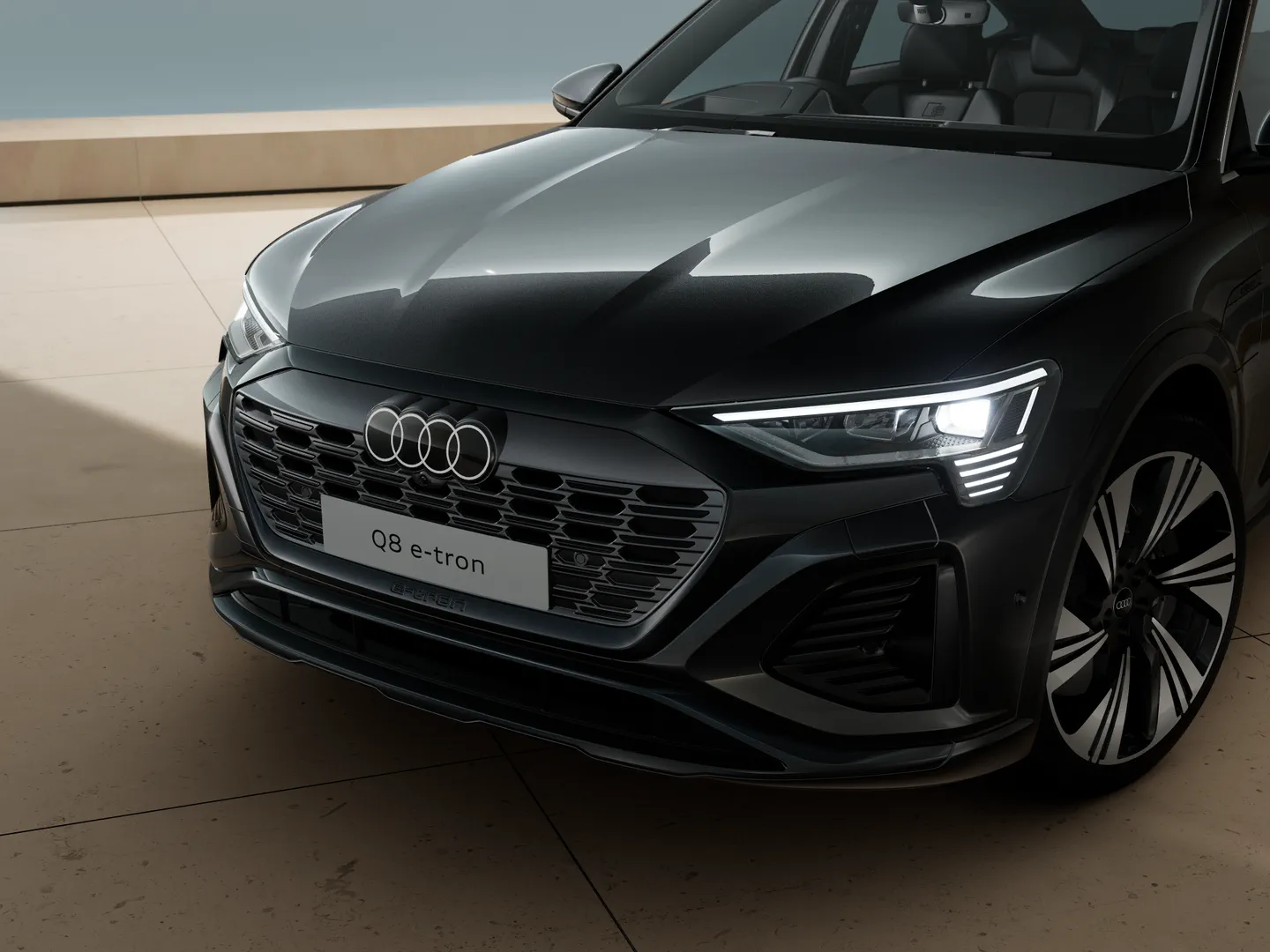 Image about Audi Q8 Sportback e-tron 55 e-tron quattro S line 300,00 kW