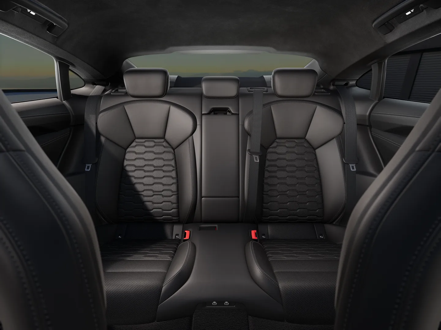 Zdjęcie&nbsp;Audi RS e-tron GT&nbsp;RS e-tron GT 570,00 kW&nbsp;– Ujęcie: tylne fotele