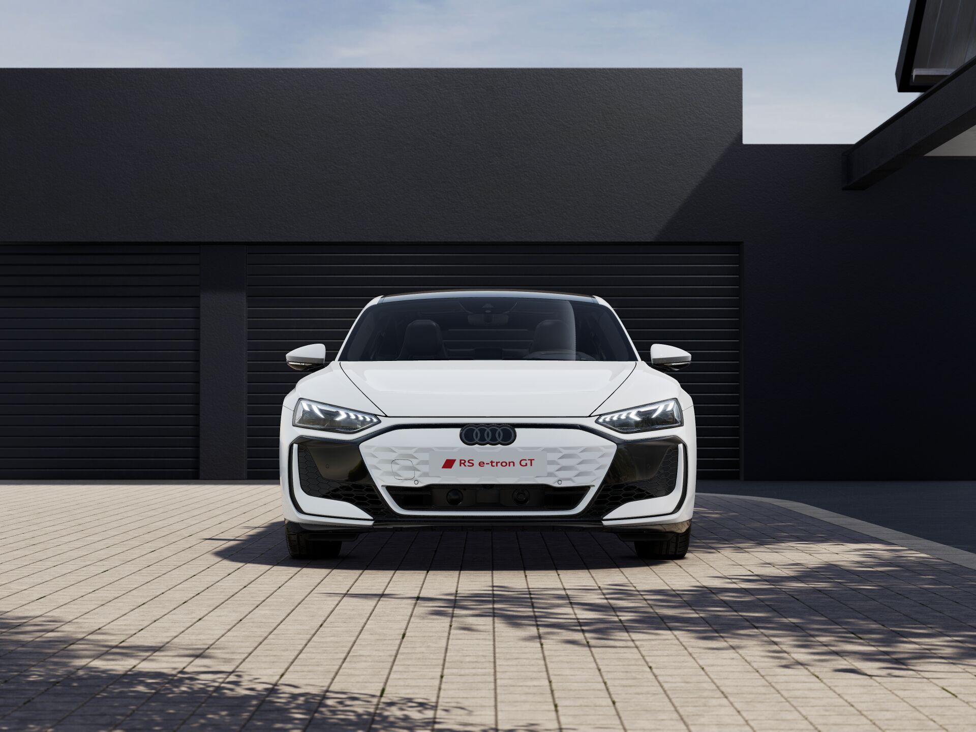 RS e-tron GT EXTERIOR-FRONT-FRONT