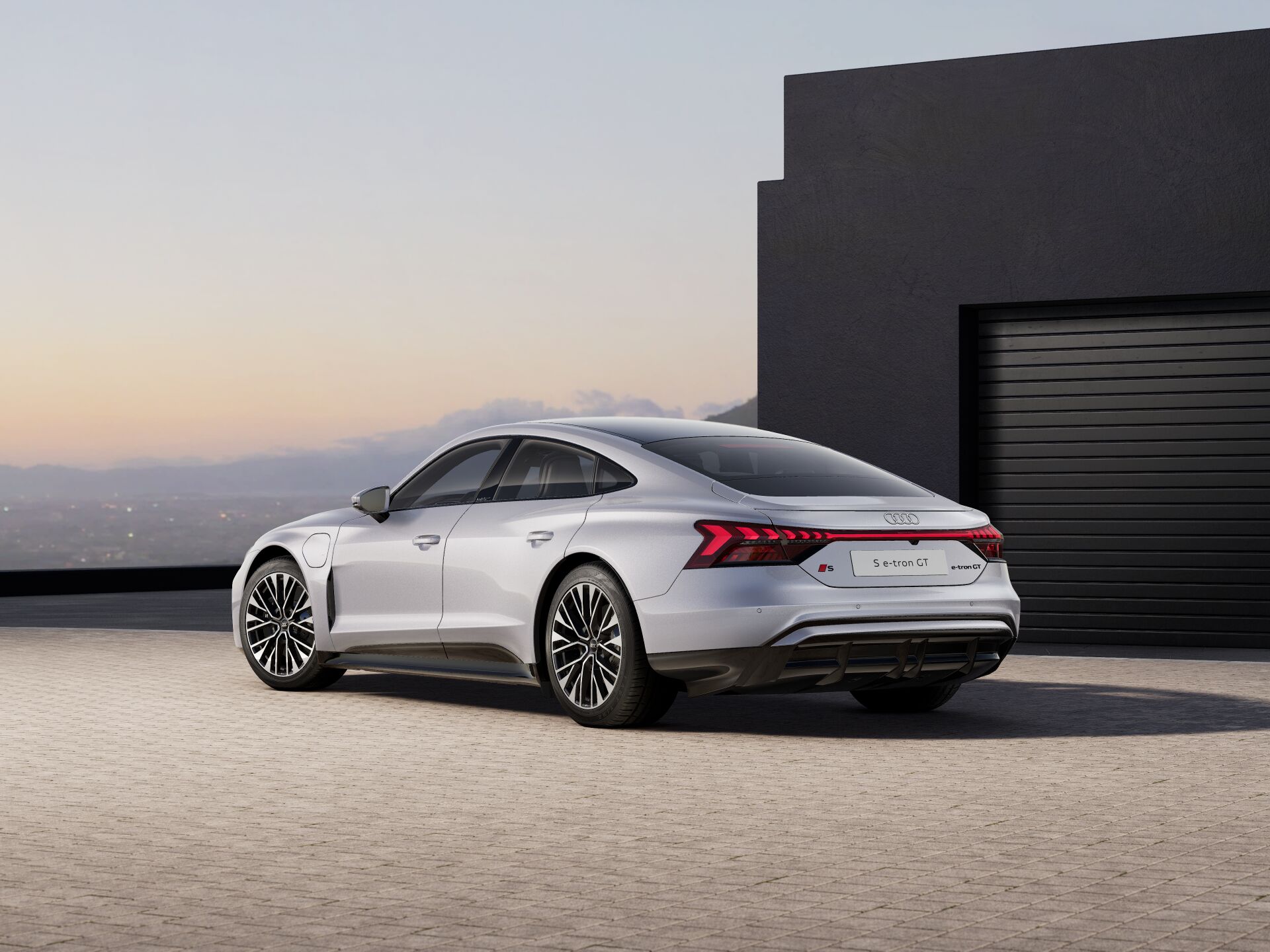 S e-tron GT EXTERIOR-REAR-3-4