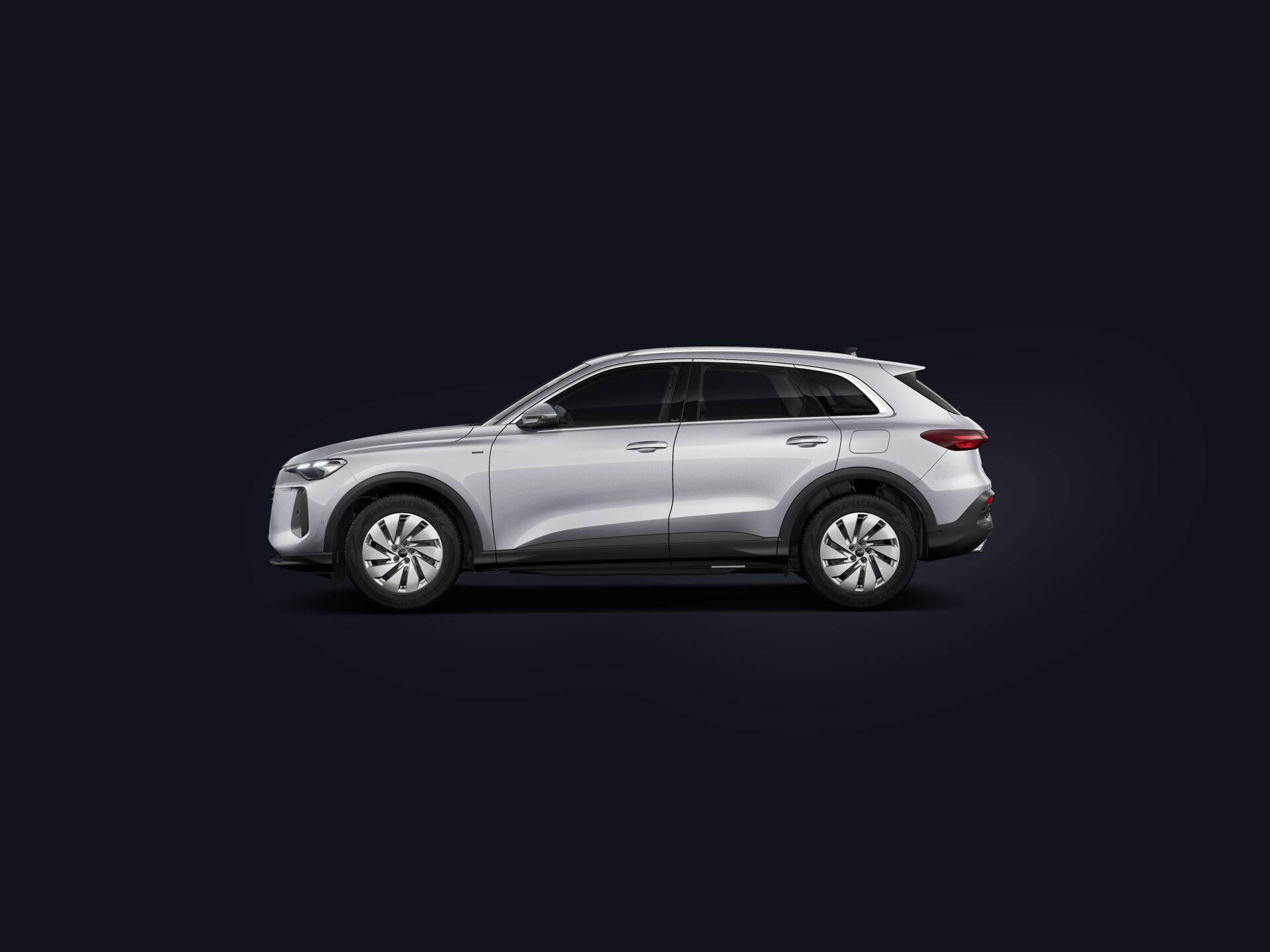 Q5 SUV e-hybrid custside