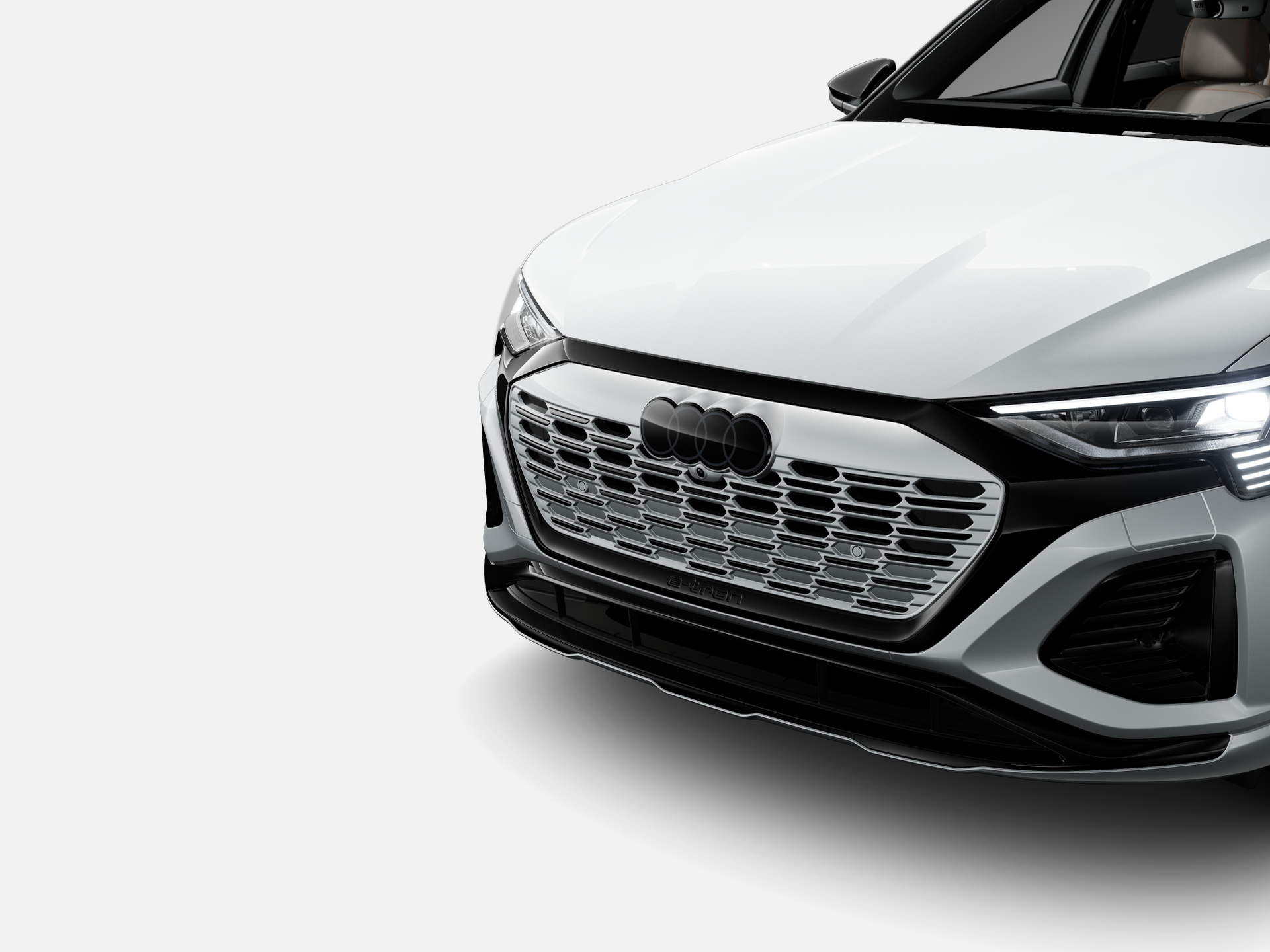 2024 Audi Q8 Sportback e-tron