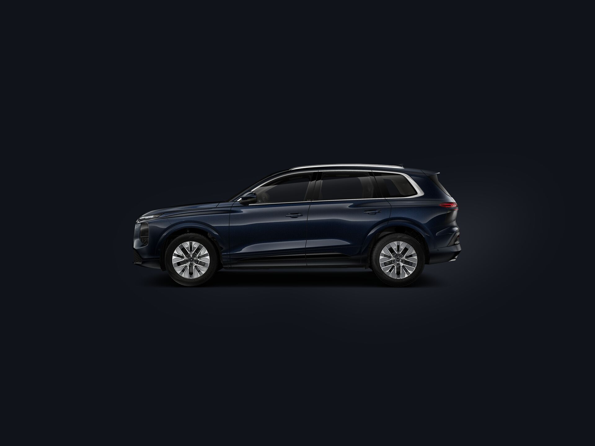 Nowe Q7 side