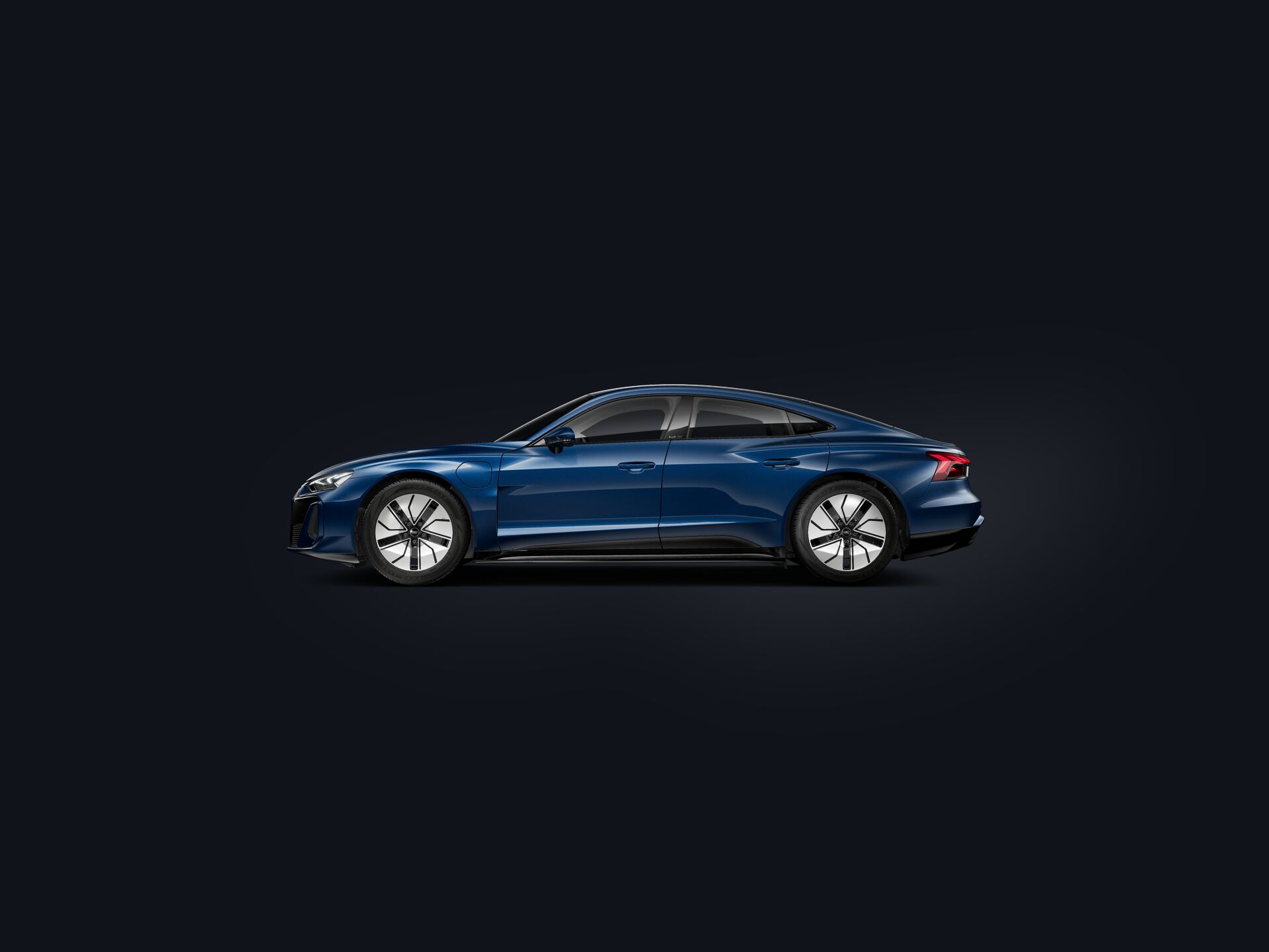 e-tron GT quattro side