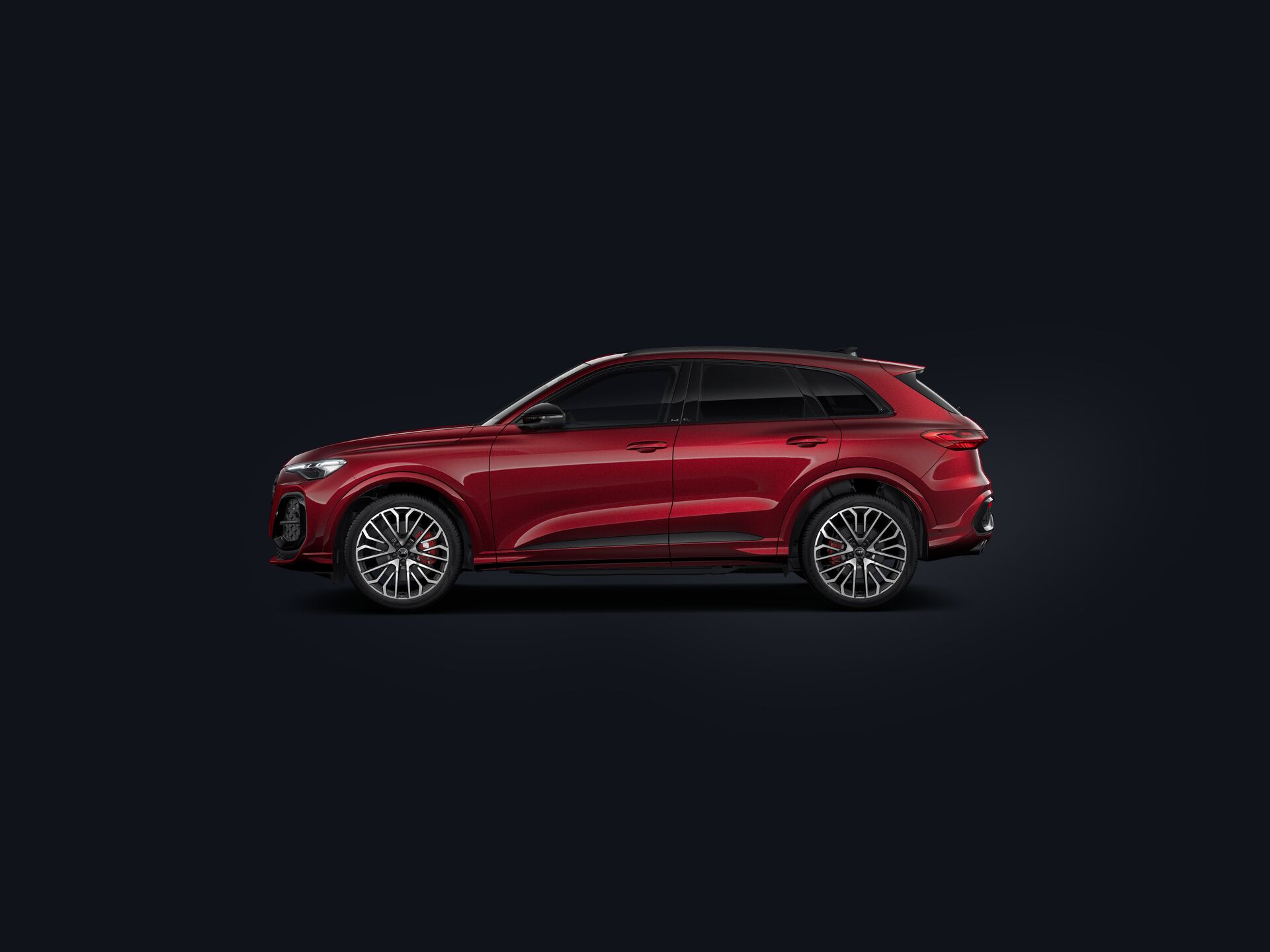 SQ5 SUV custside