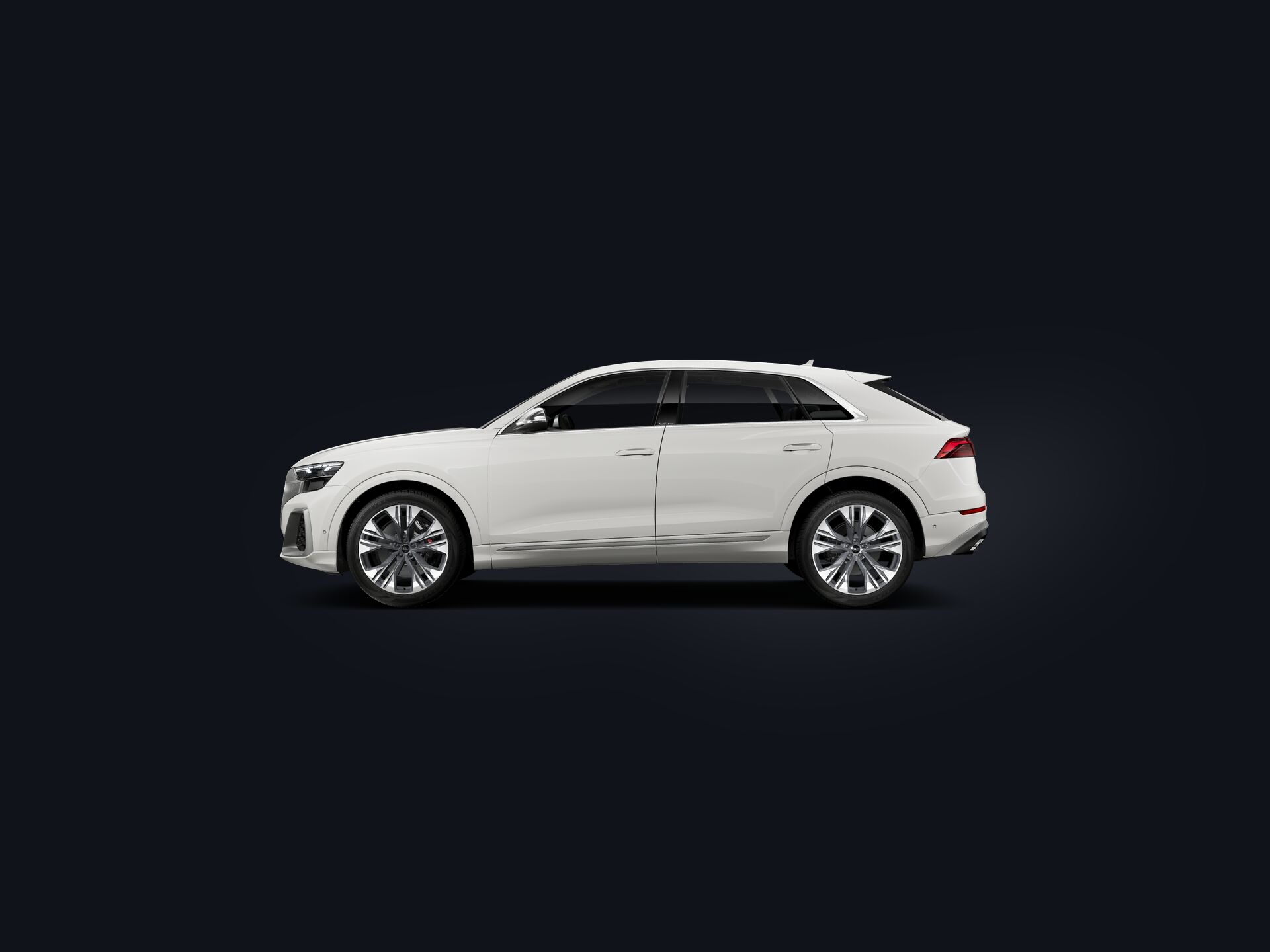 SQ8 side