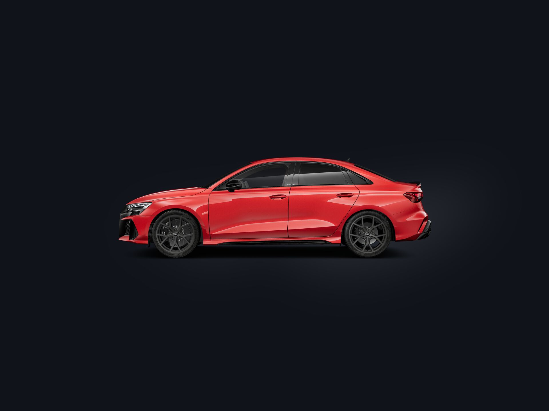 RS 3 Saloon side