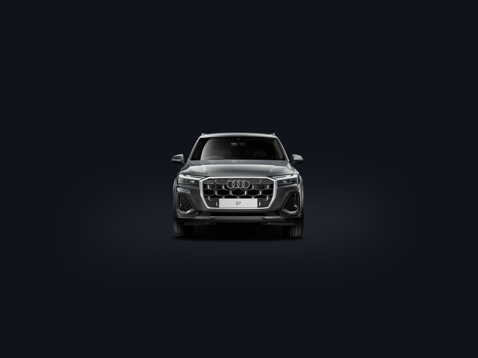 Q7 SUV front