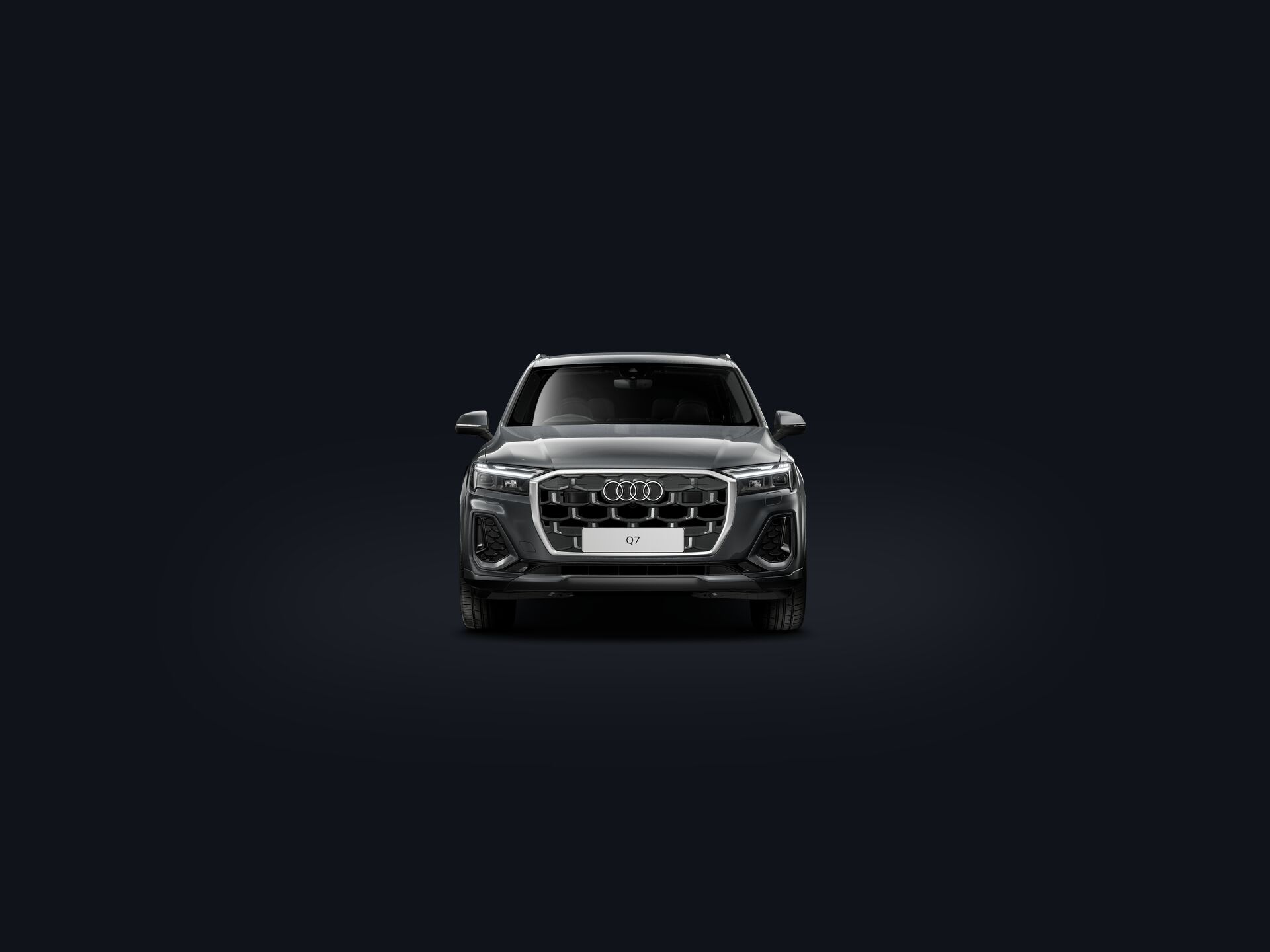 Q7 SUV front