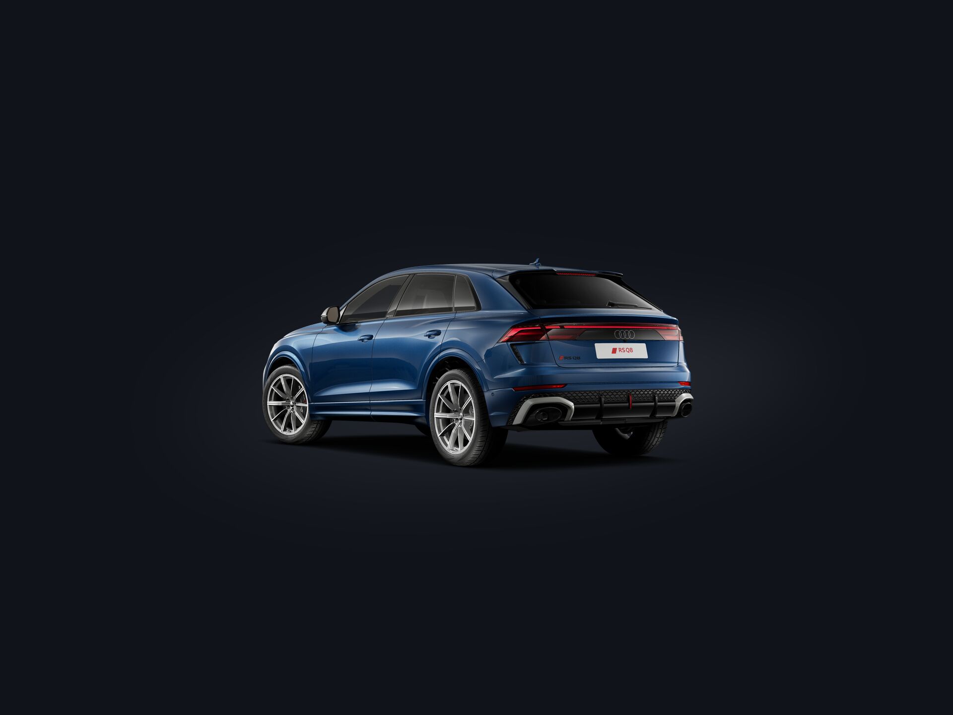 RS Q8 SUV performance cust34rear