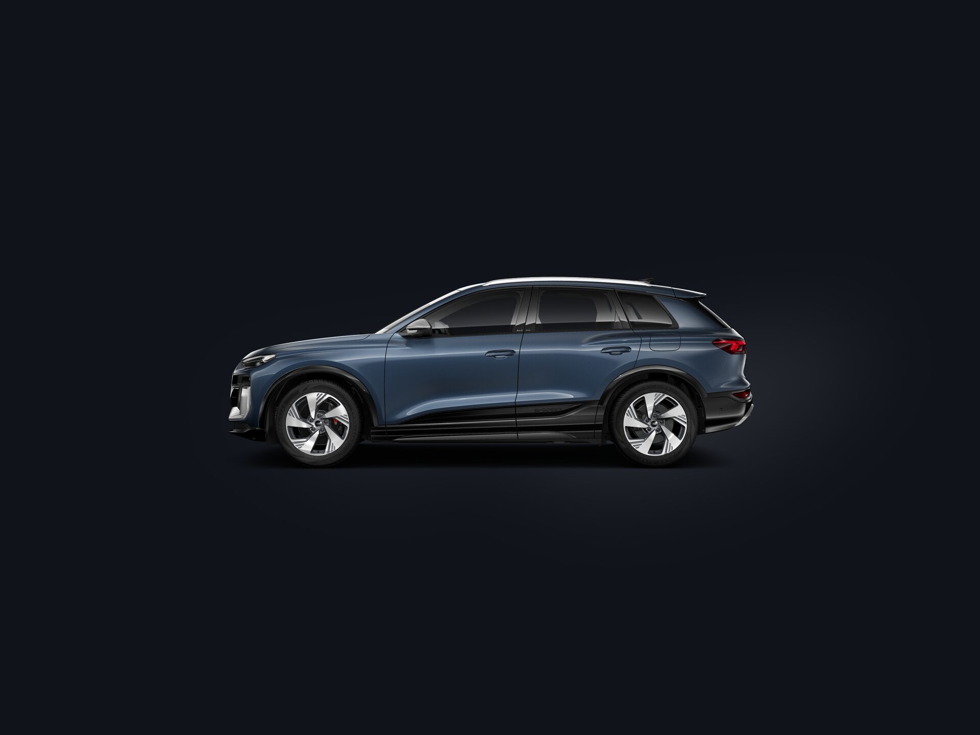 SQ6 e-tron side