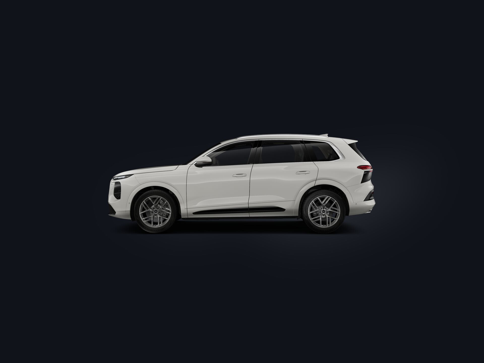 New Q7 side