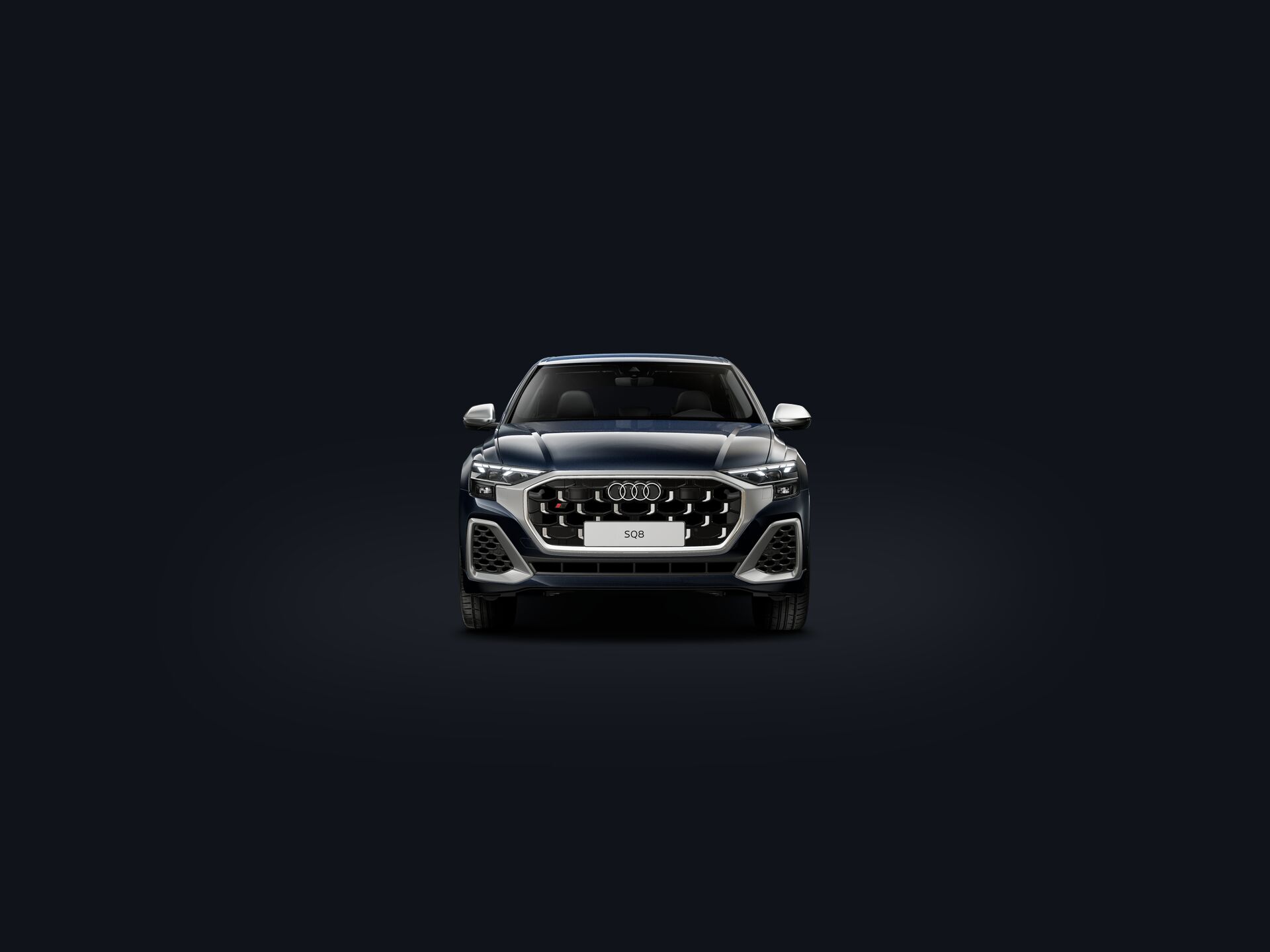 SQ8 SUV front