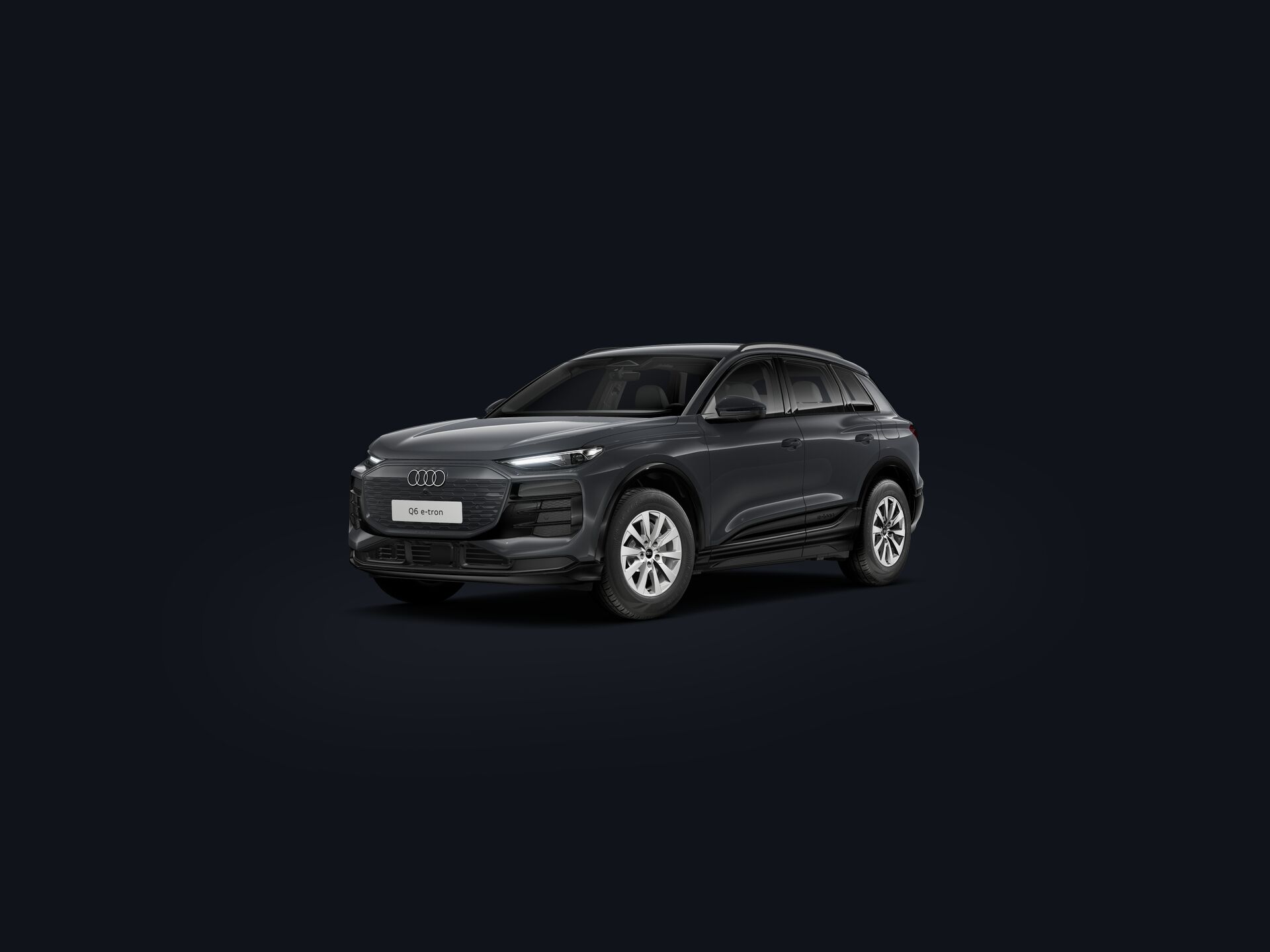Q6 SUV e-tron cust34front