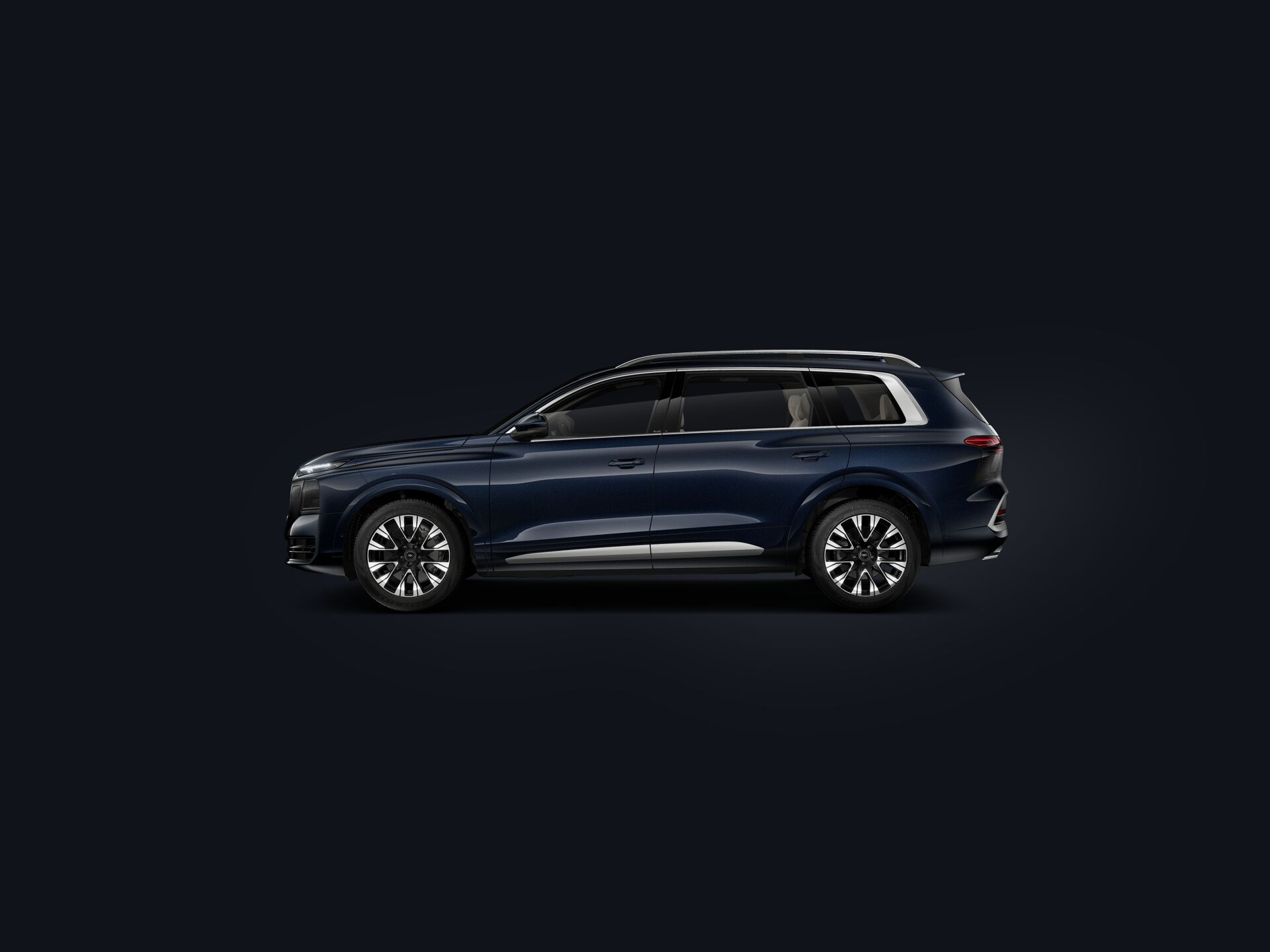Q9 SUV side