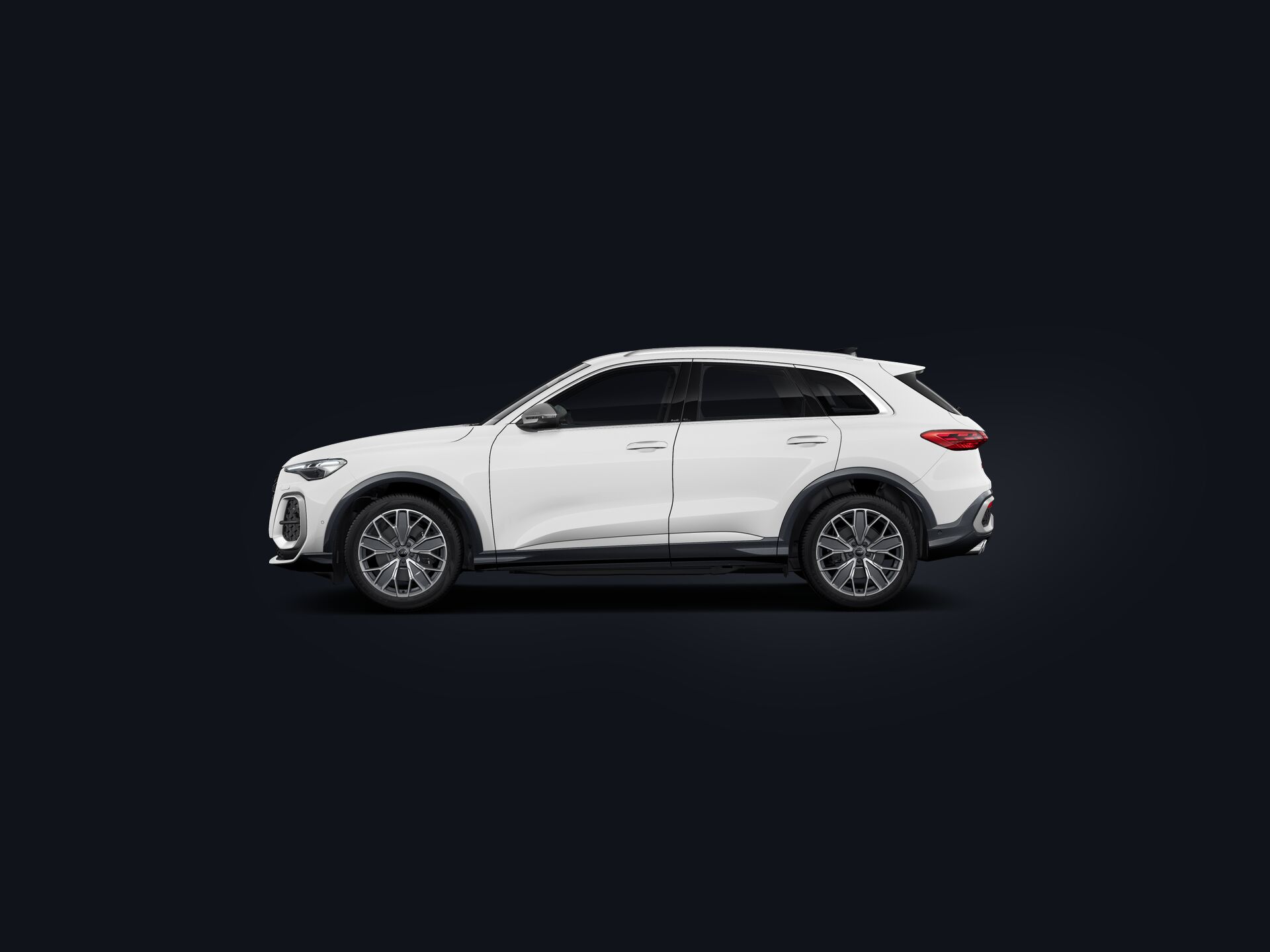 SQ5 SUV custside