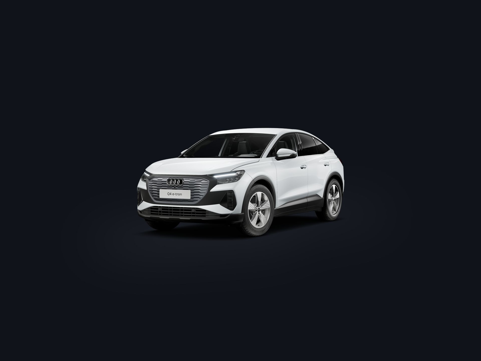 Q4 Sportback e-tron 3/4 front
