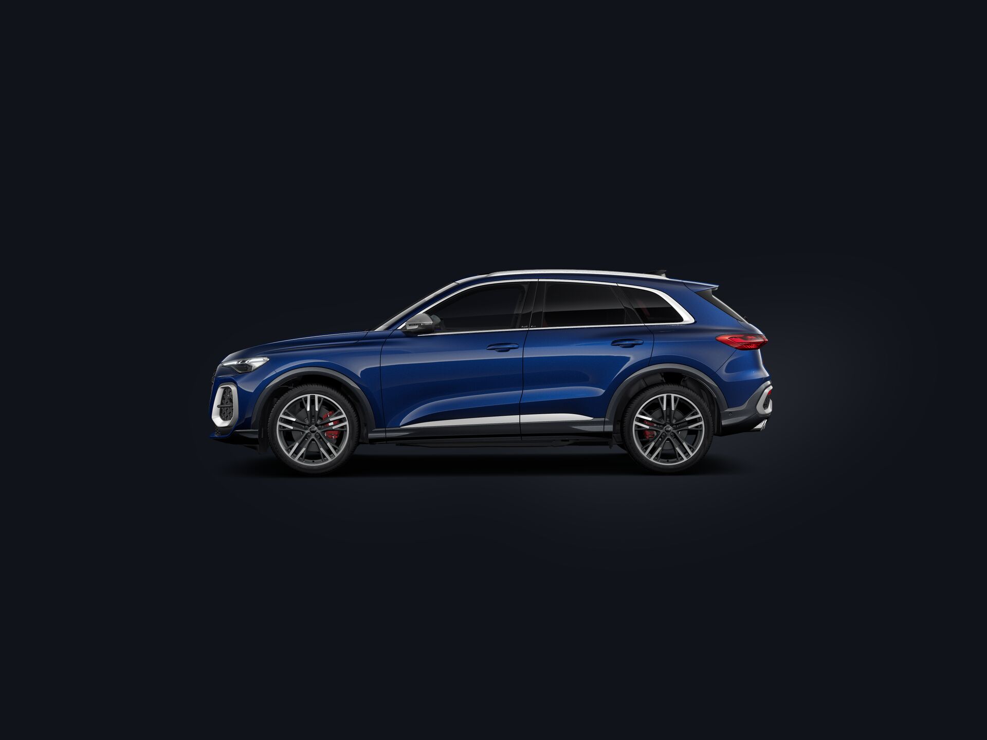 SQ5 SUV 2026 side