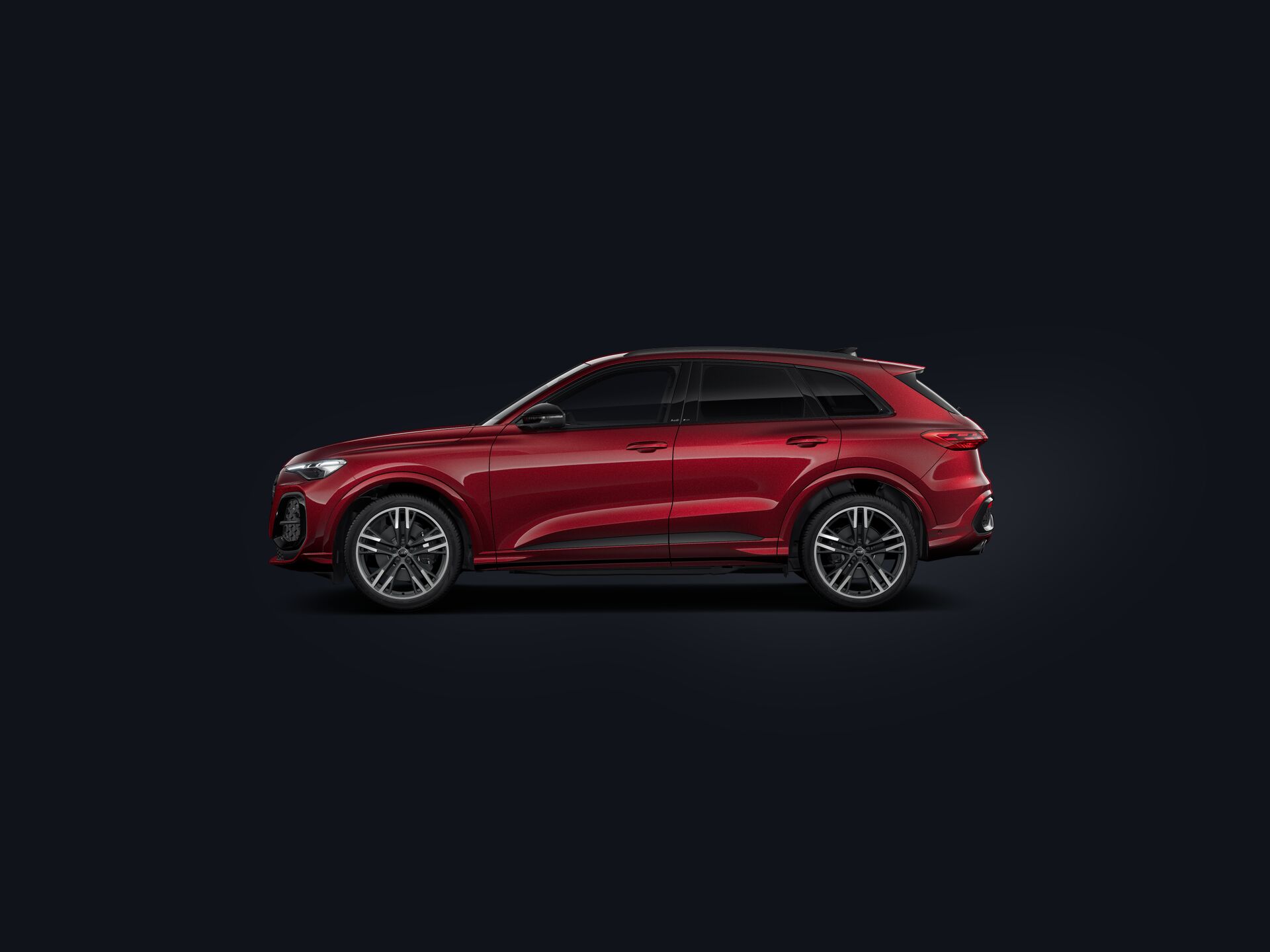 SQ5 SUV side