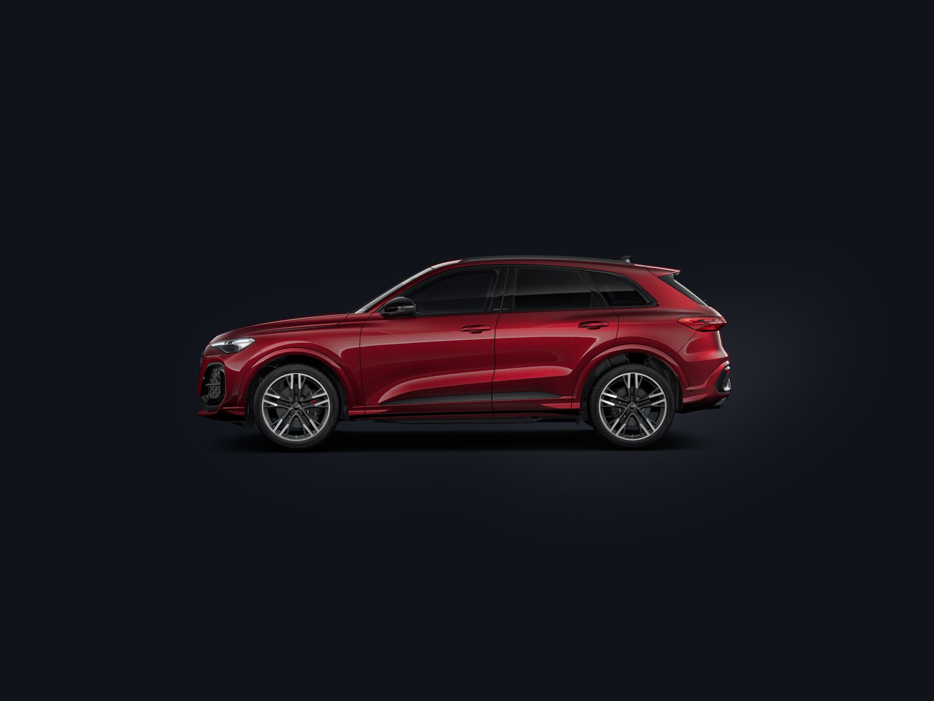 SQ5 SUV side