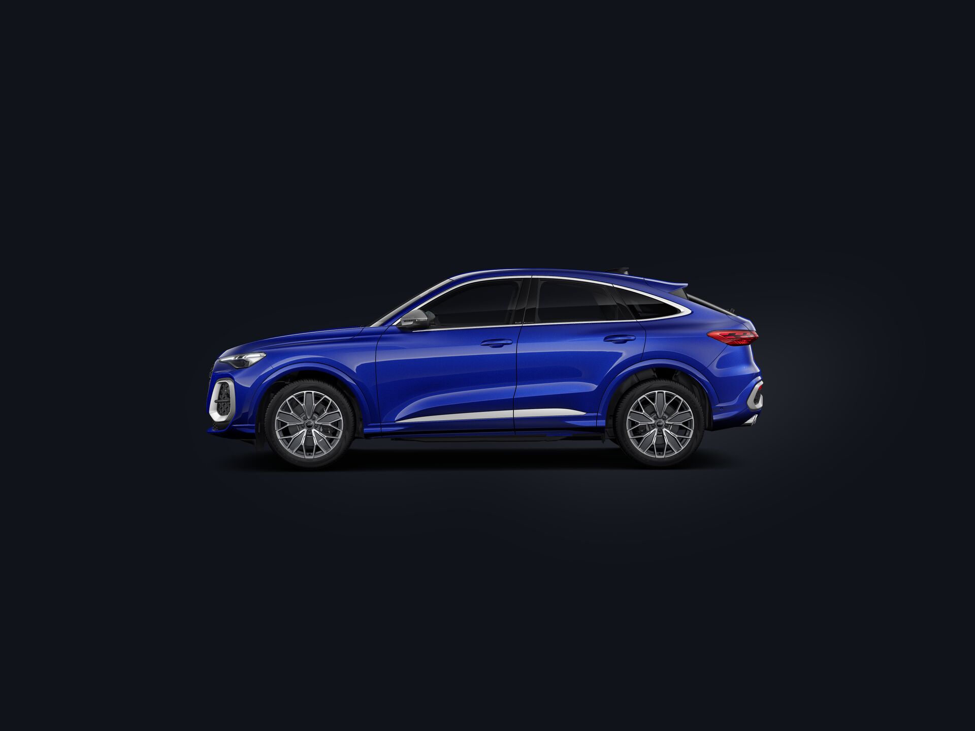 SQ5 Sportback side