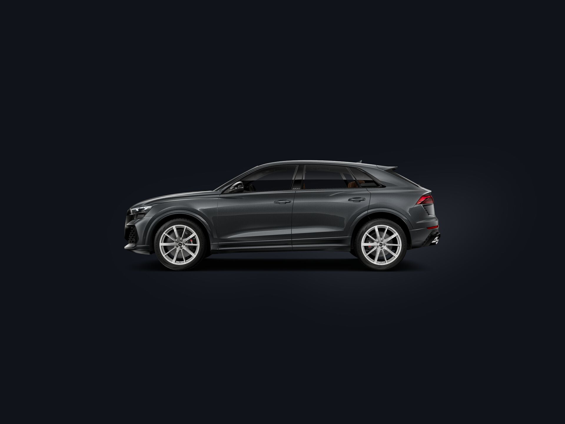 RS Q8 side