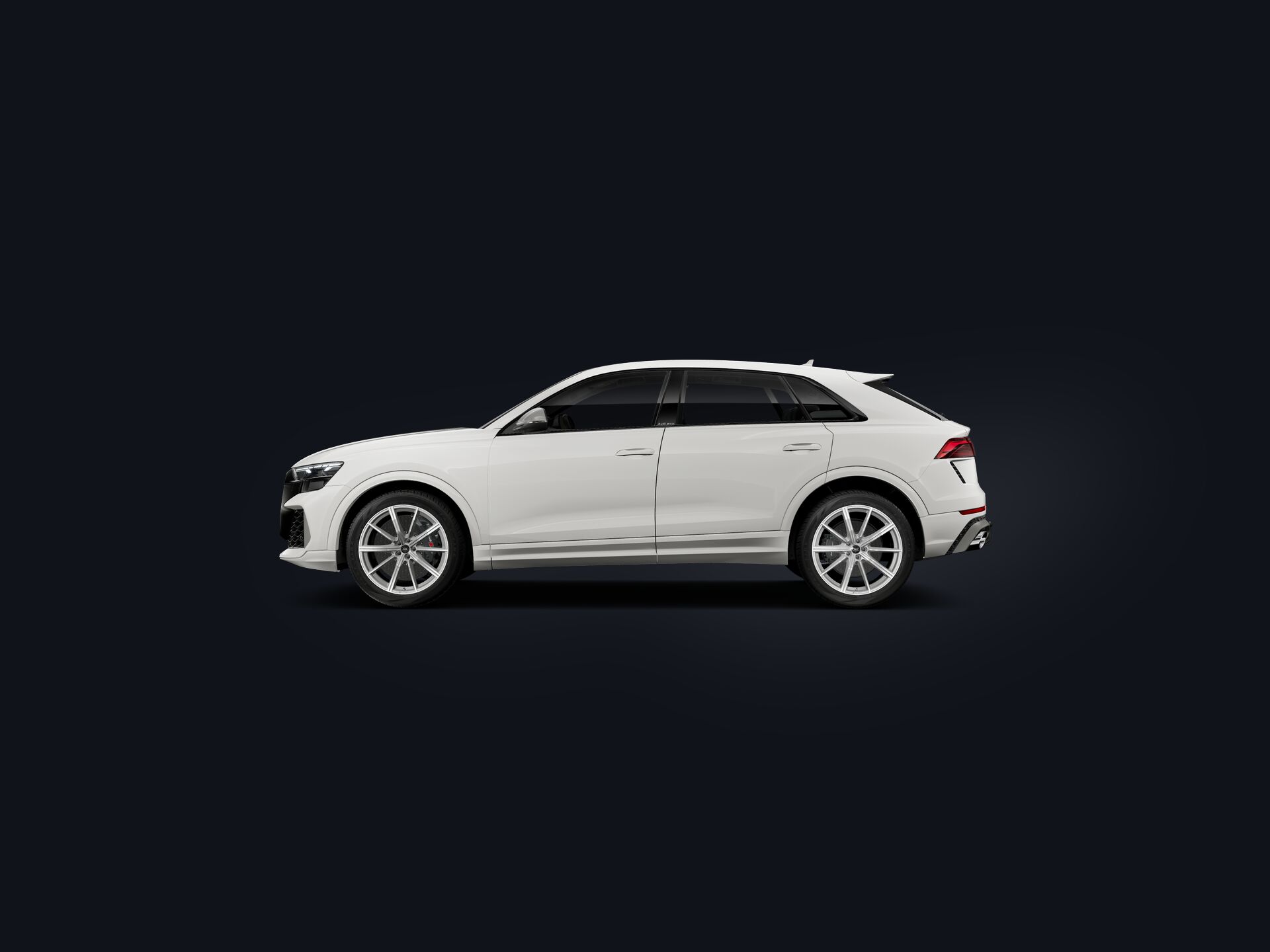 RS Q8 Performance side