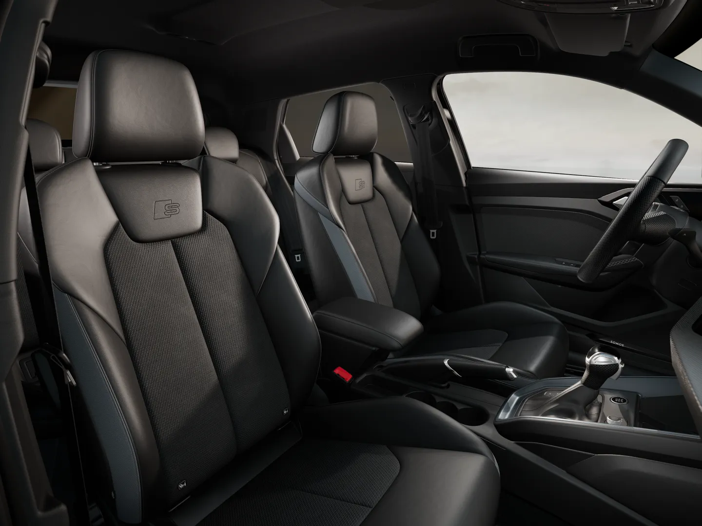 Audi A1 allstreet 35 TFSI S tronic in Vordersitze Ansicht