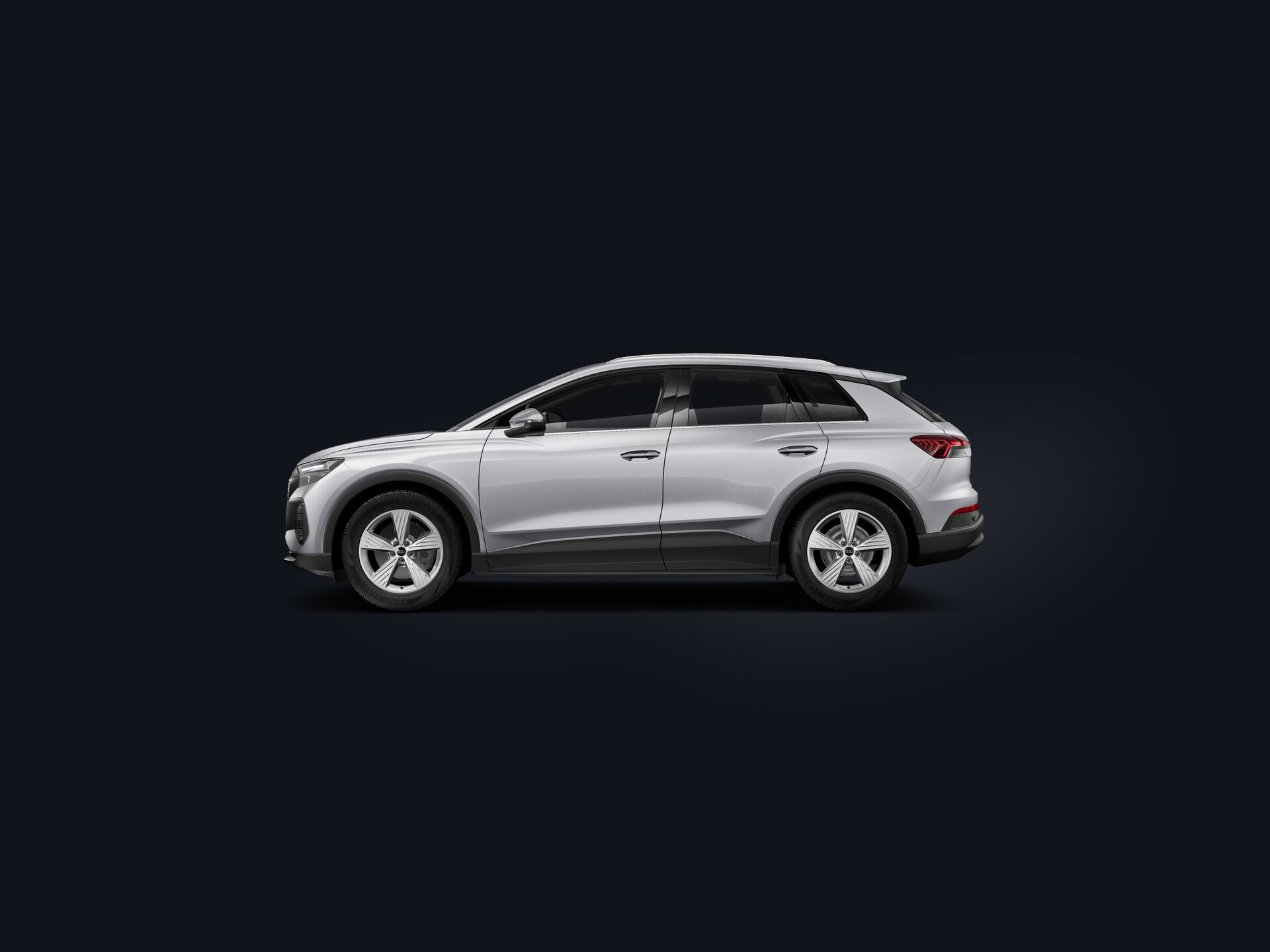 Q4 e-tron custside