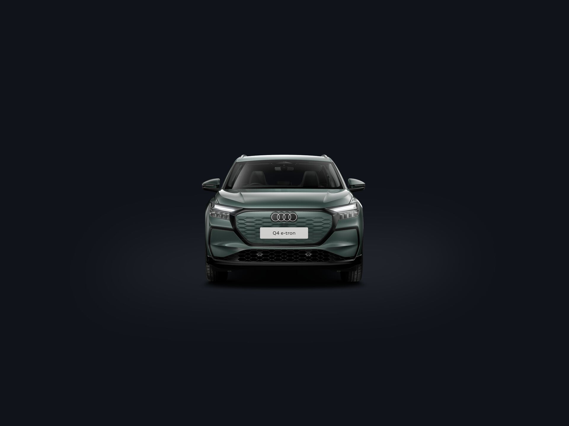 Q4 SUV e-tron front