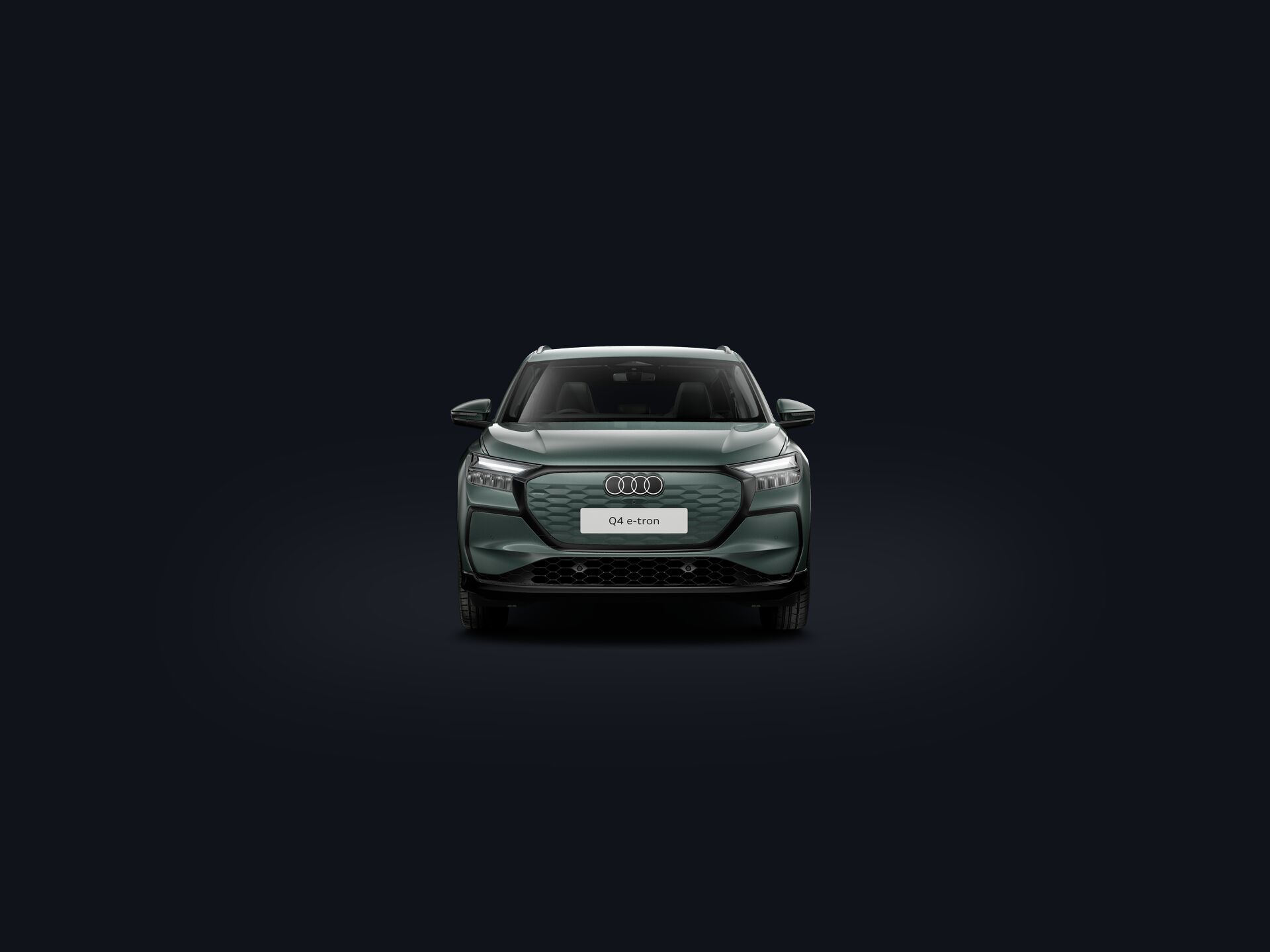 Q4 e-tron front