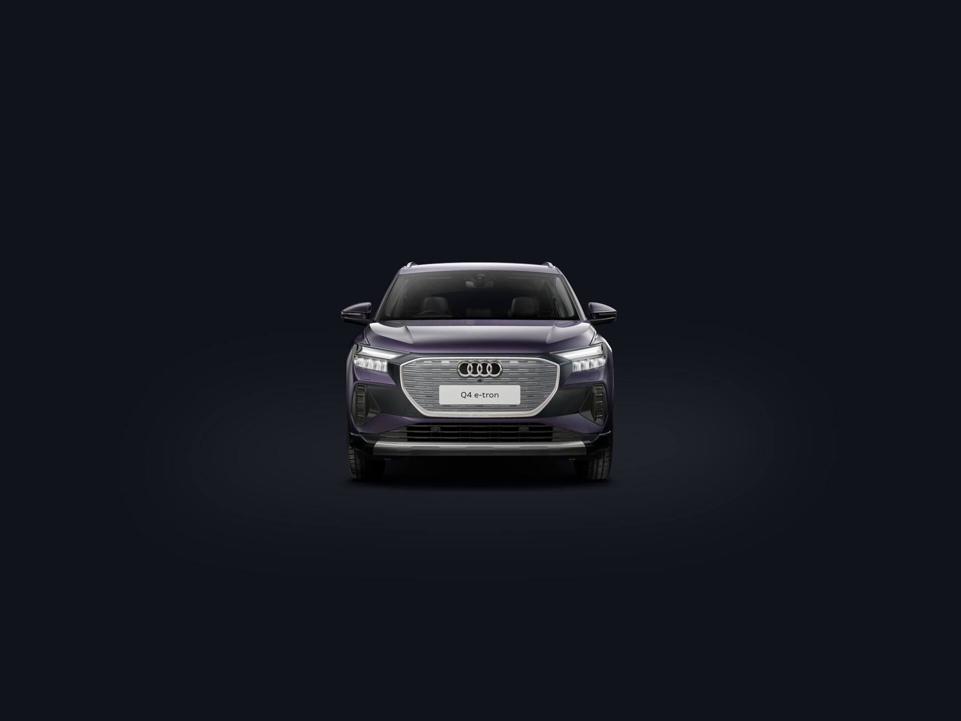 Q4 e-tron custfront