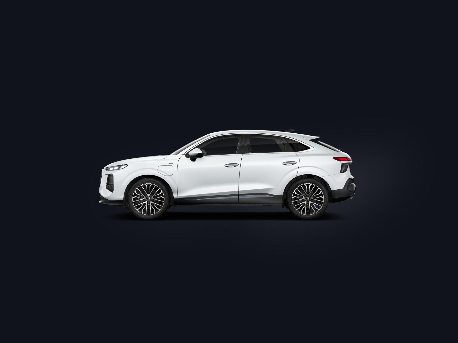 Q3 Sportback e-hybrid side