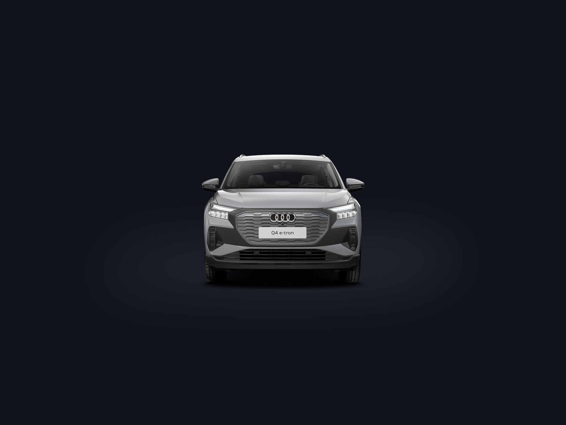 Q4 e-tron custfront
