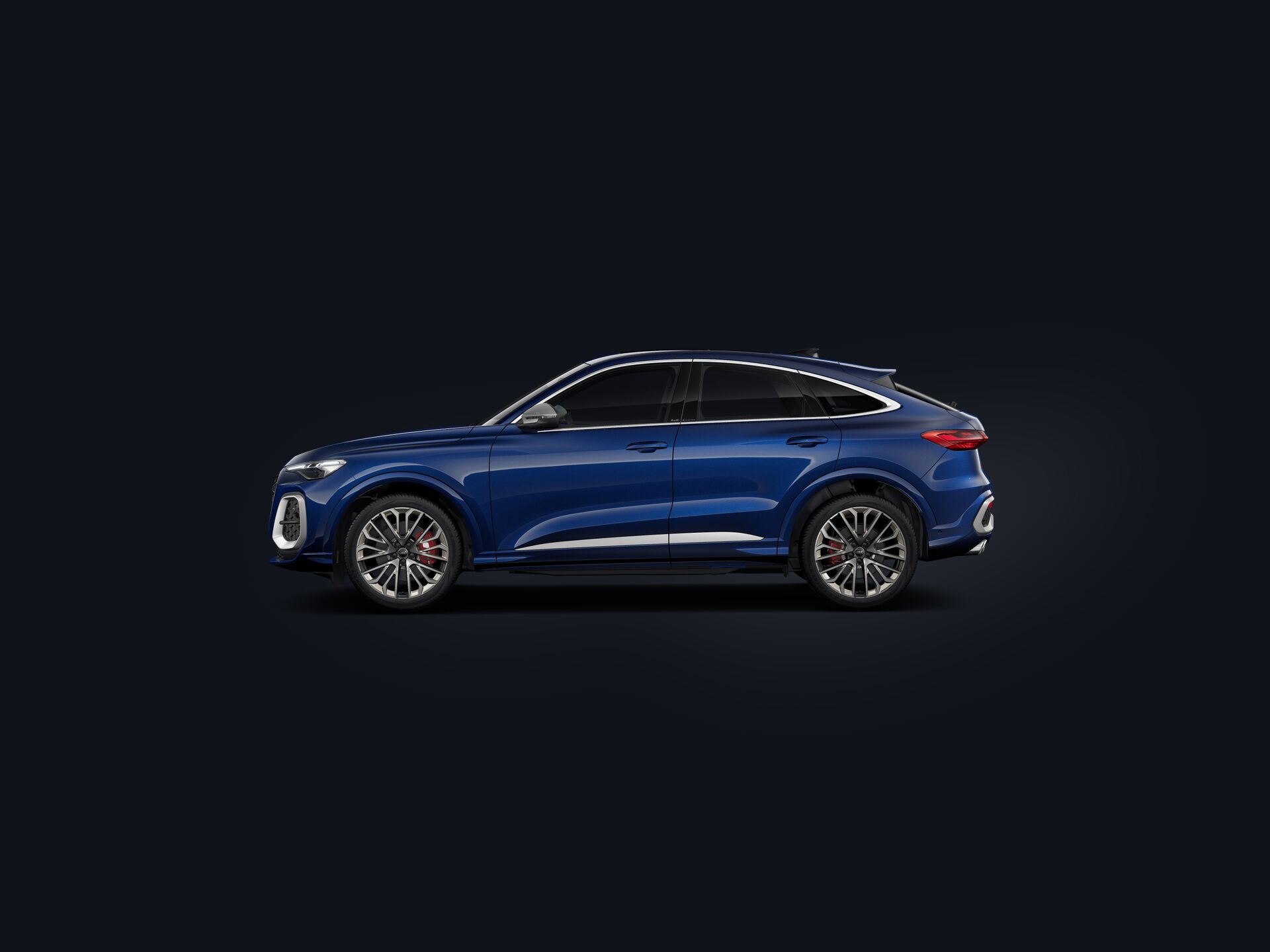 SQ5 Sportback side