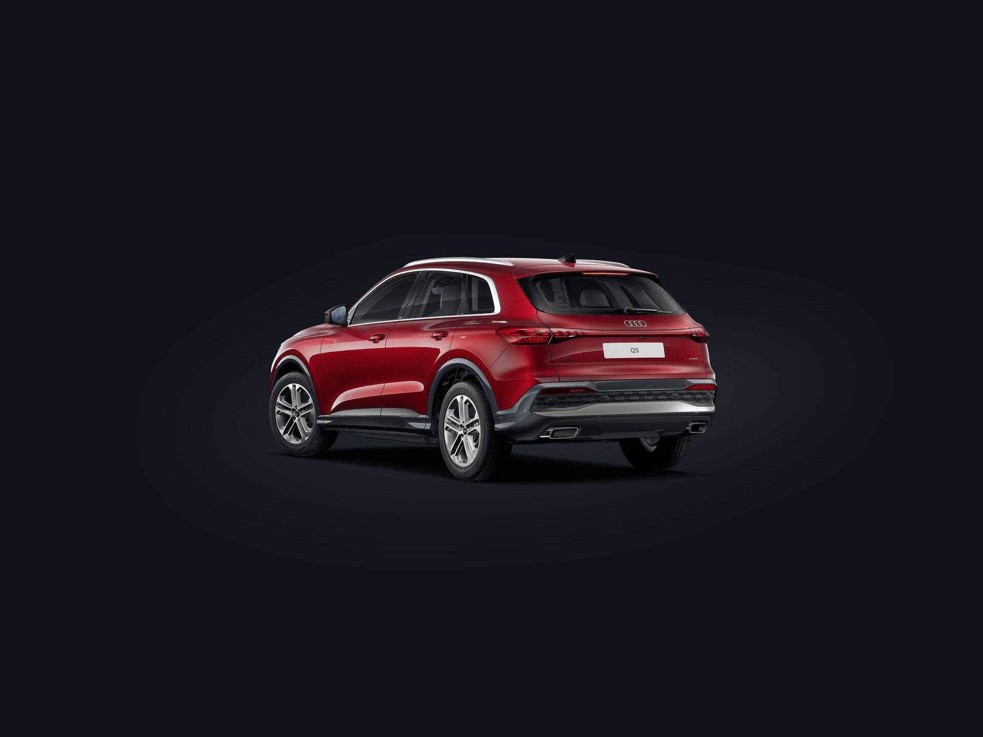 Q5 SUV 3/4 rear