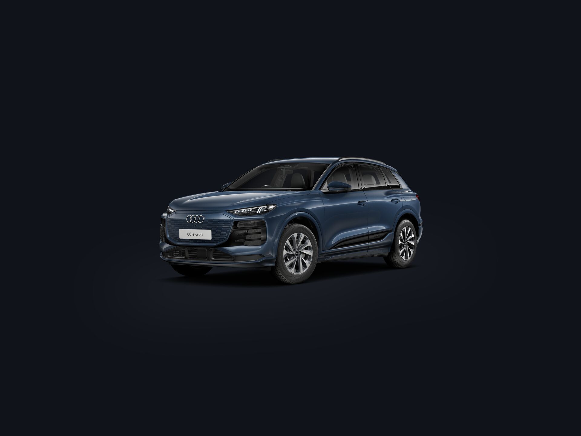Q6 SUV e-tron 3/4 front
