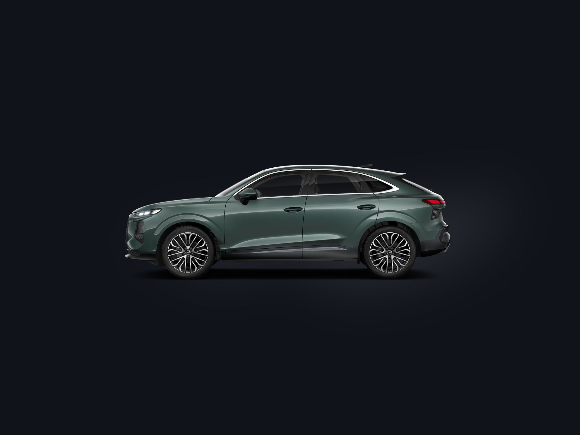 Q3 Sportback side