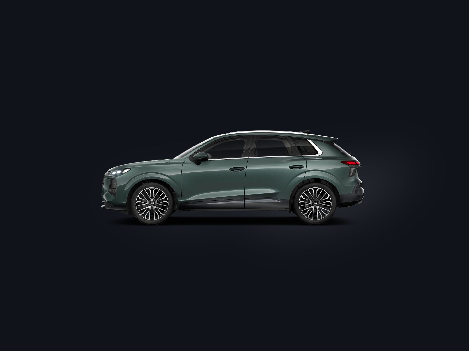 Q3 SUV side