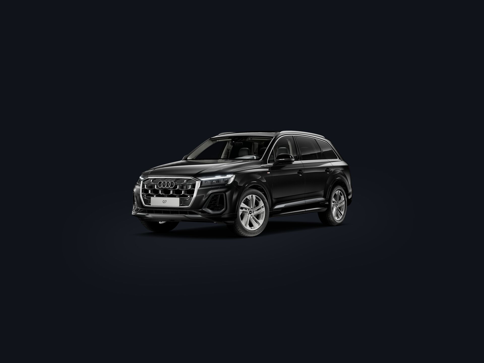 Q7 SUV 3/4 front