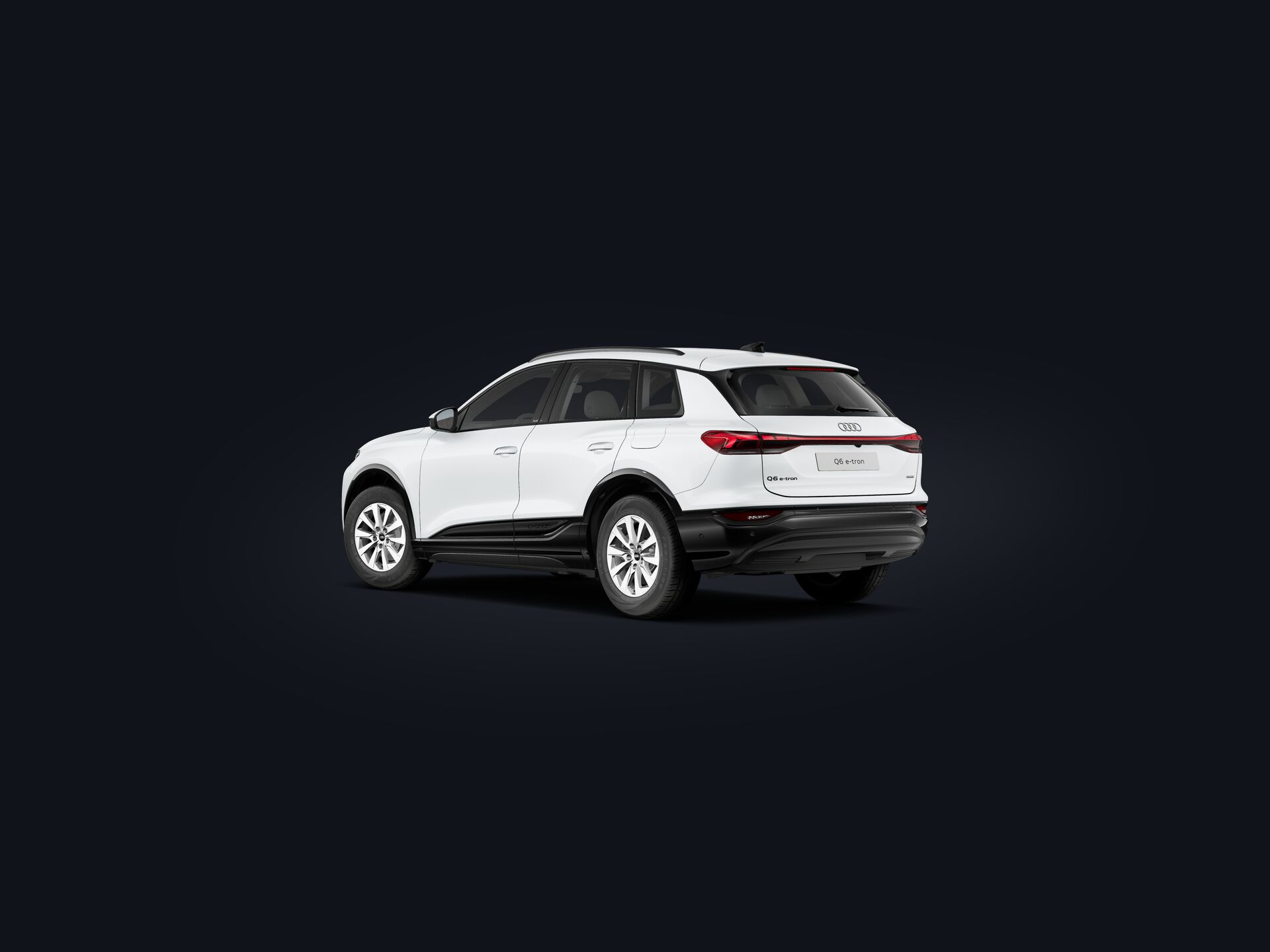 Q6 SUV e-tron 3/4 rear
